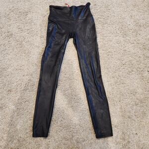 SPANX Black Leggings Slim Fit Tapered Design